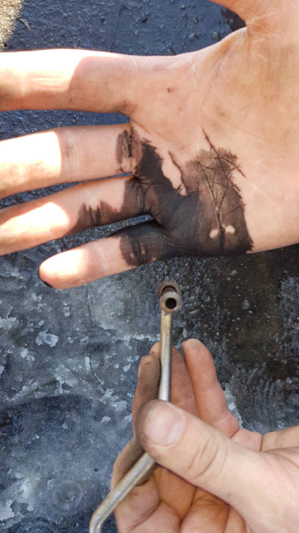 Чистимо трубку. Check injection system і Check anti-pollution system 5