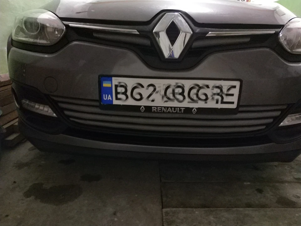 Утеплювач решітки радіатора Megane