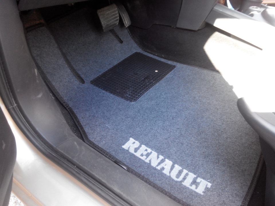Килимки Megane 2 4