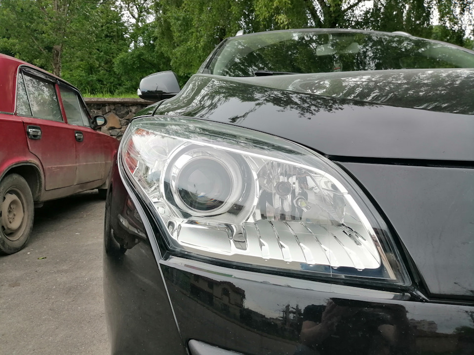 Bi-xenon 4