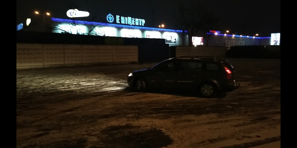 Поїхав за ялинкою, а в результаті смикав ручник на льоду... 1