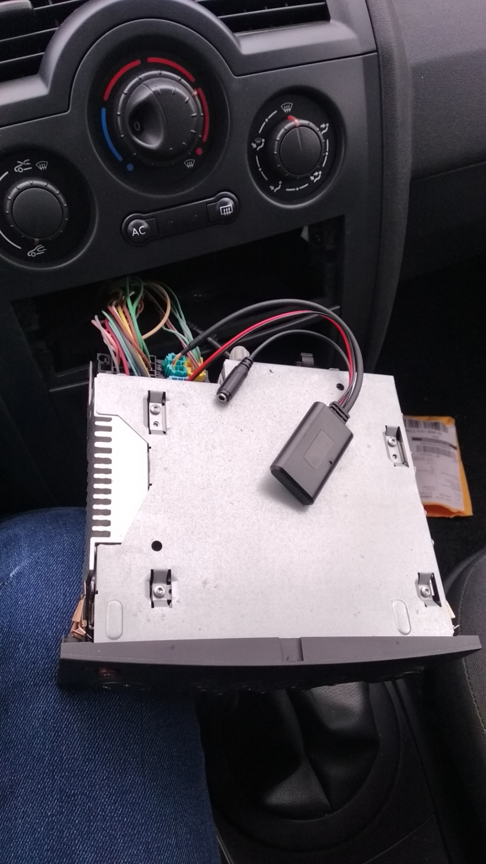 Приїхав перший ніштяк з Китаю Aux-BlueTooth 4
