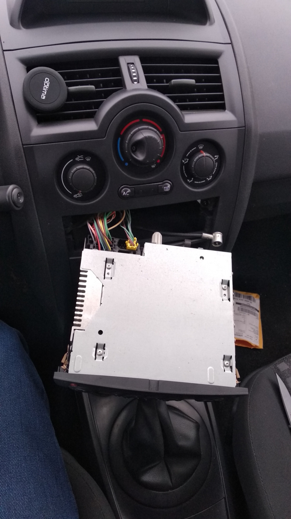 Приїхав перший ніштяк з Китаю Aux-BlueTooth 3