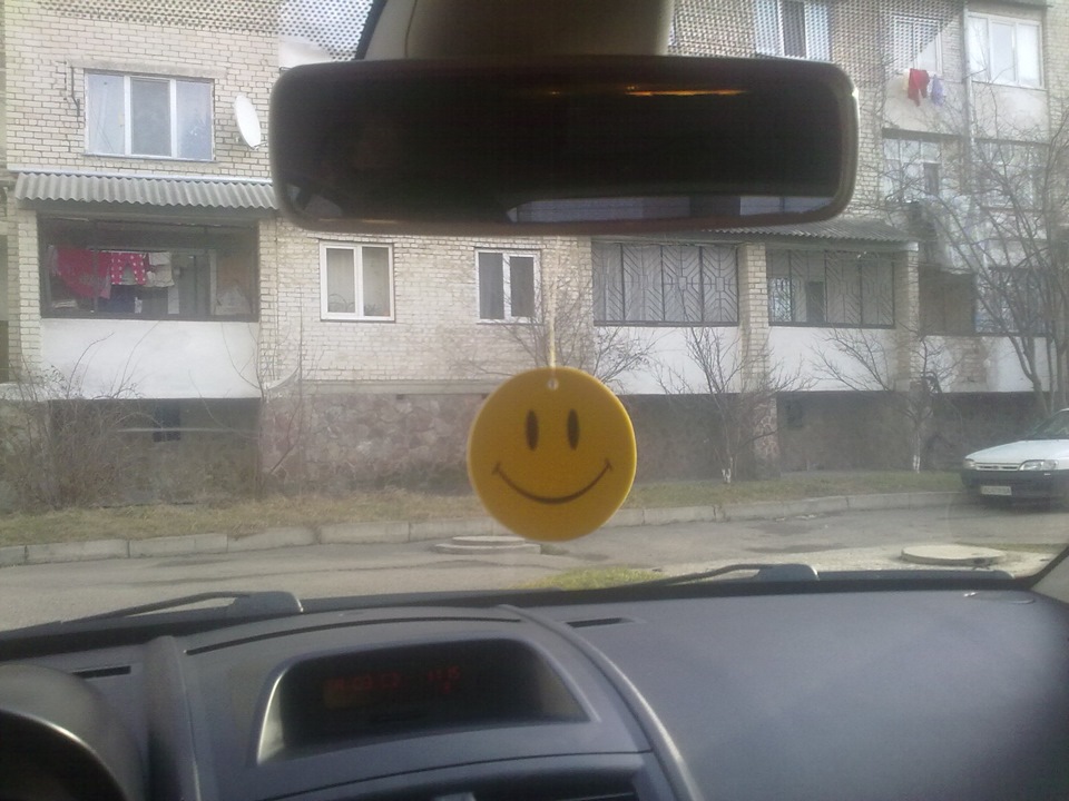 Нарешті встановив невід'ємний аксесуар. 3
