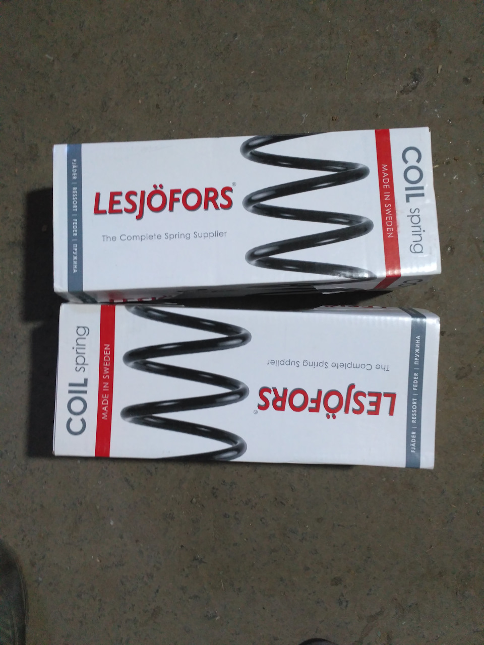 Задні пружини Lesjöfors 4272922 1