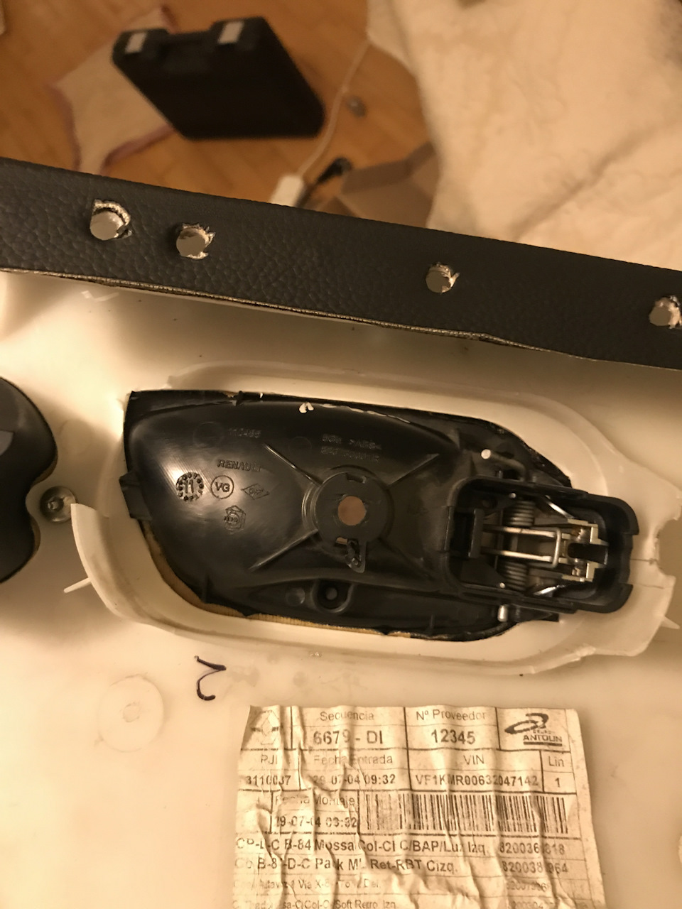 Ручки Megane 3 у Megane 2. 4