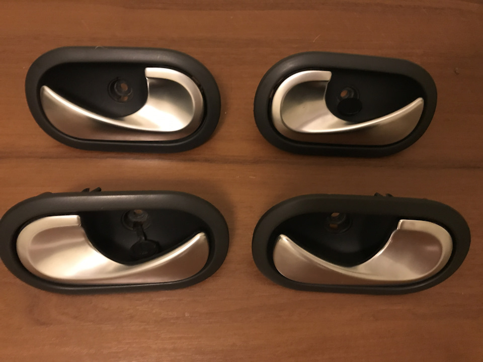 Ручки Megane 3 у Megane 2. 5
