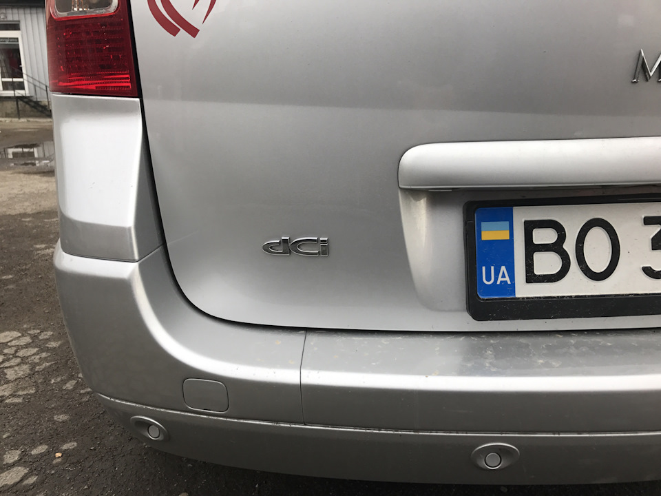 Шильдик dСІ на кришці багажника. 1