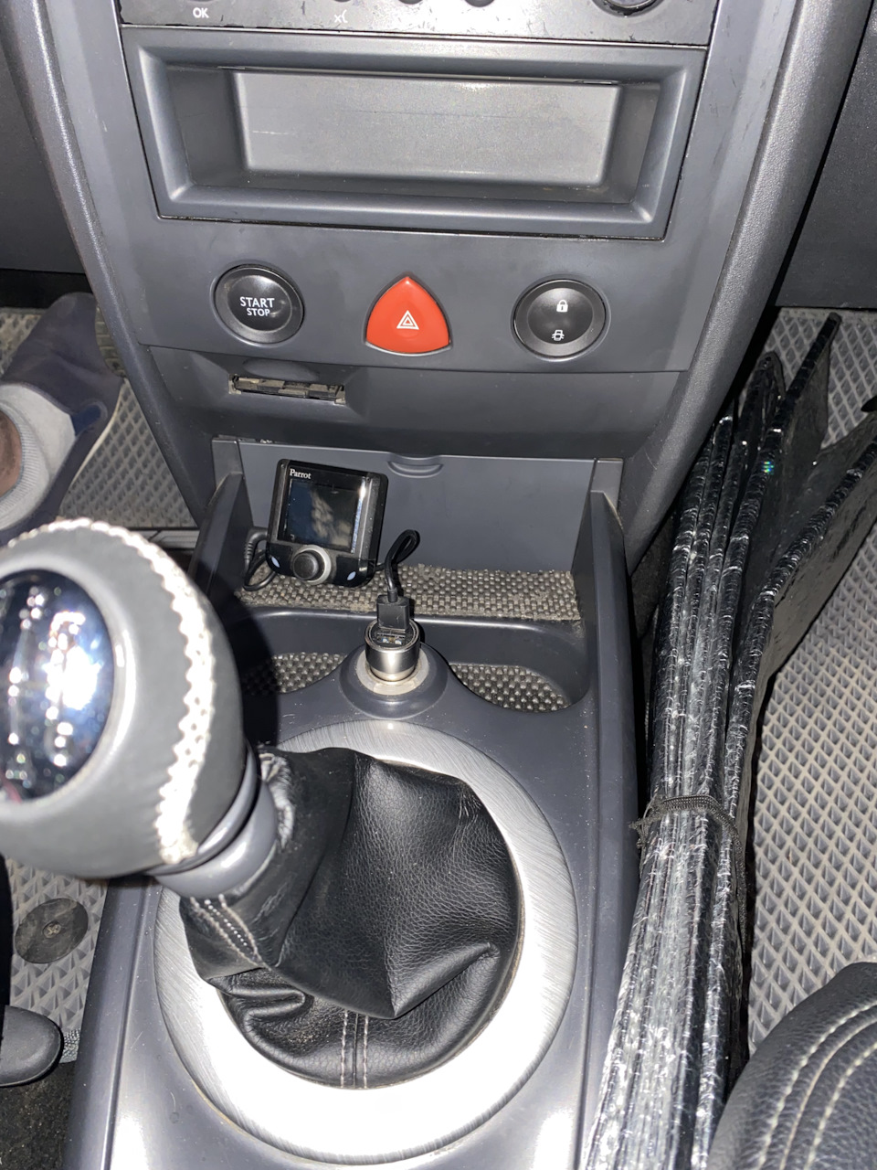 Заглушка OBD роз'єму Меган 2. Заміна. 3