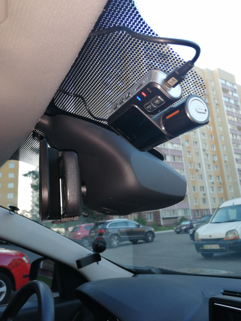 Камера заднього виду 5