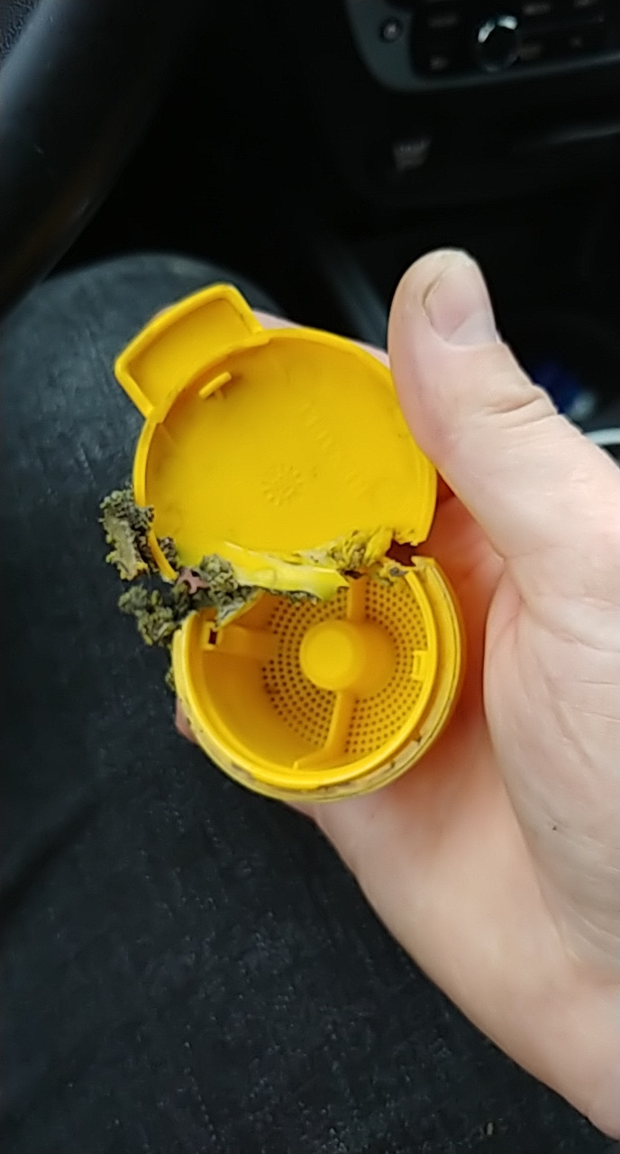Кришка бачка омивача 1