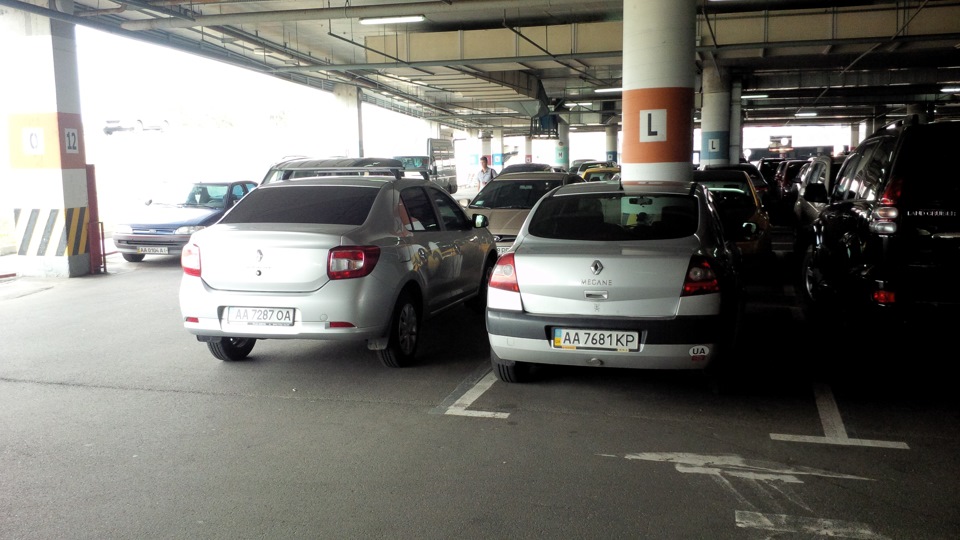Megane 2005 vs Logan 2013 1