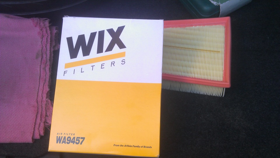 Фільтр повітряний WiX 1