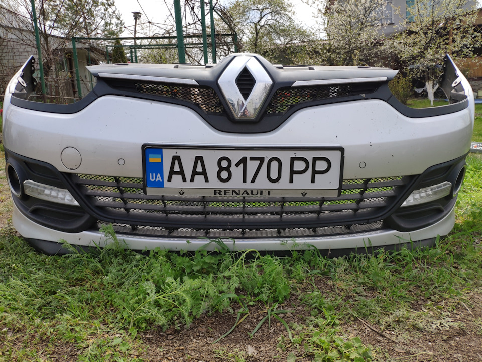 Сітка в решітку бампера 4