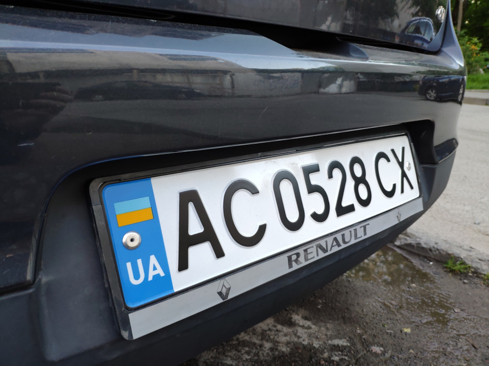 Крадіжка номерних знаків 3