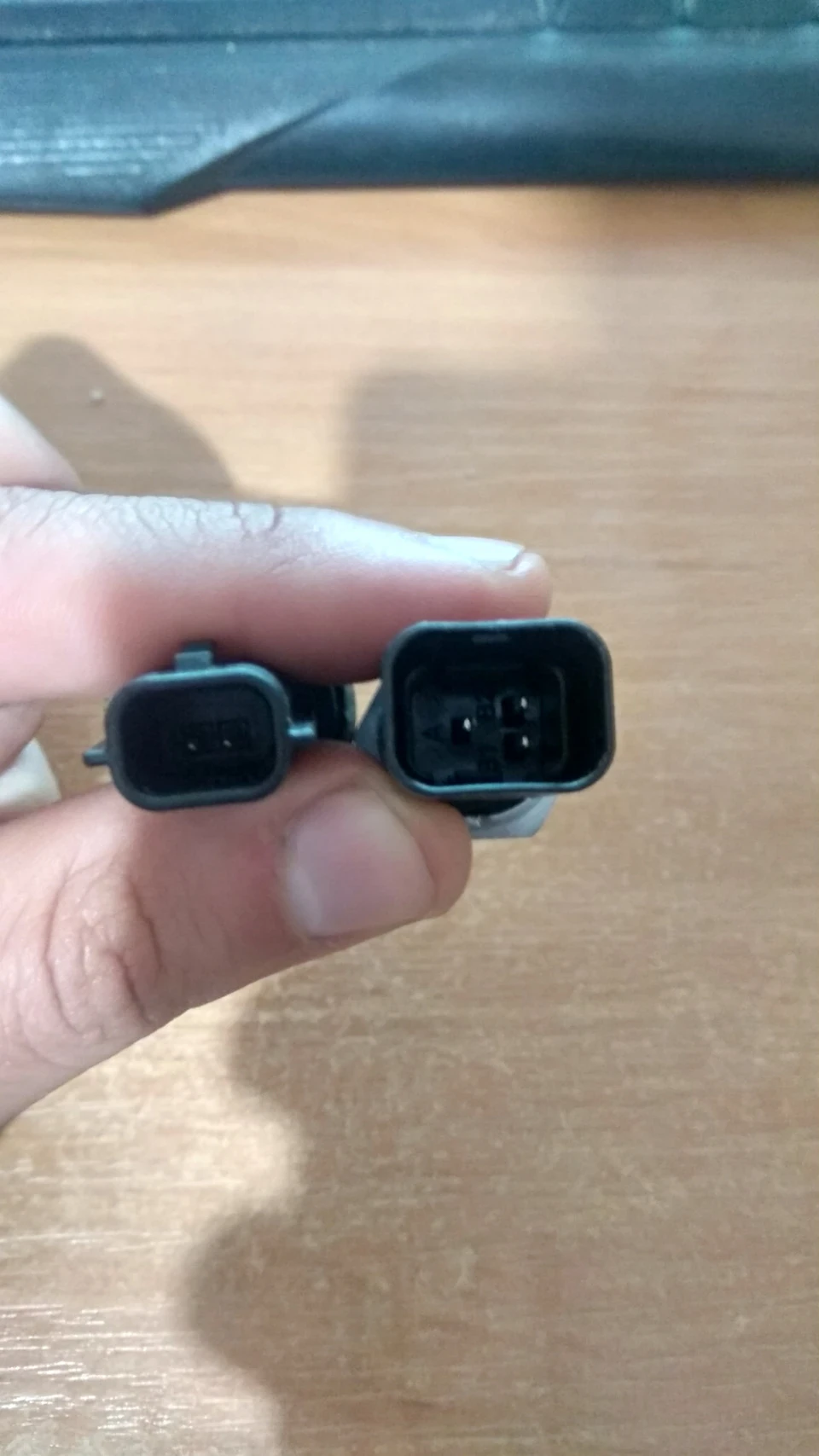 Заміна пластикового термостата на силуміновий. Не зрозуміла робота нового термостату