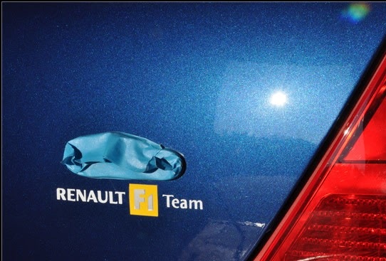 Допоможіть знайти Наклейку Renault 1