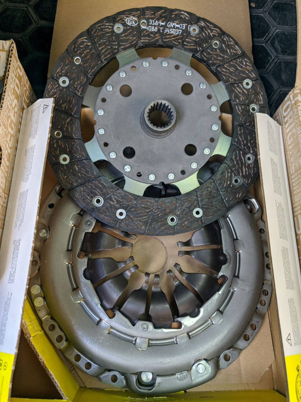 Заміна маховика + очищення EGR 4