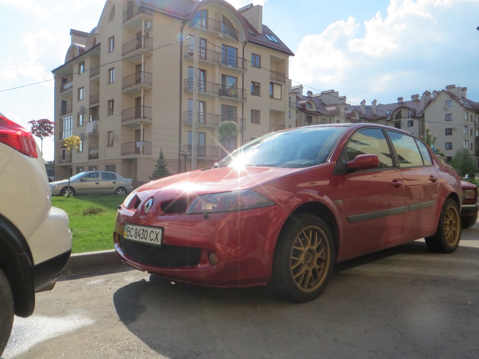 Бампер від Megane RS. Установка. УРА! 1