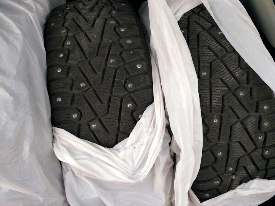 Купив Pirelli ice zero r16 205/60 ШИП 1
