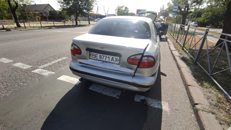 Megane 3 проти FAW CA 3252 5