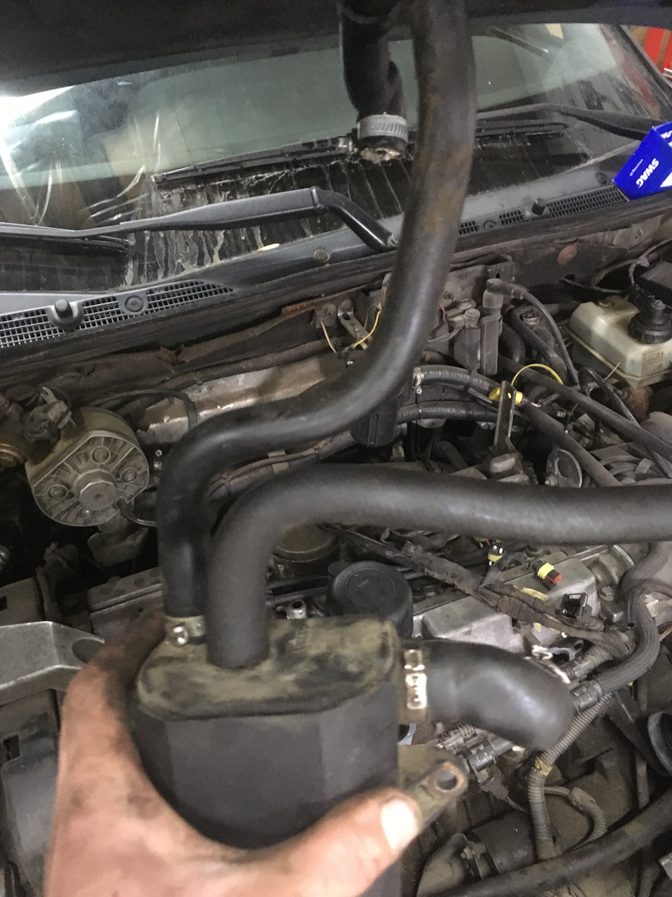 Циркуляція картерних газів. Safrane 2.5 4