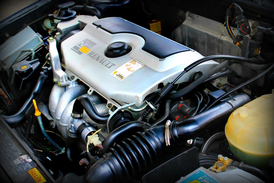 B5254 Engine 3