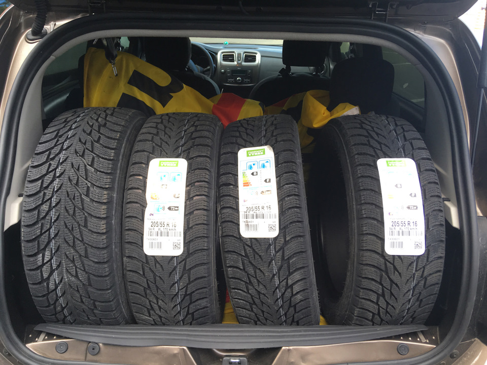 Nokian Hakkapelita R3 1