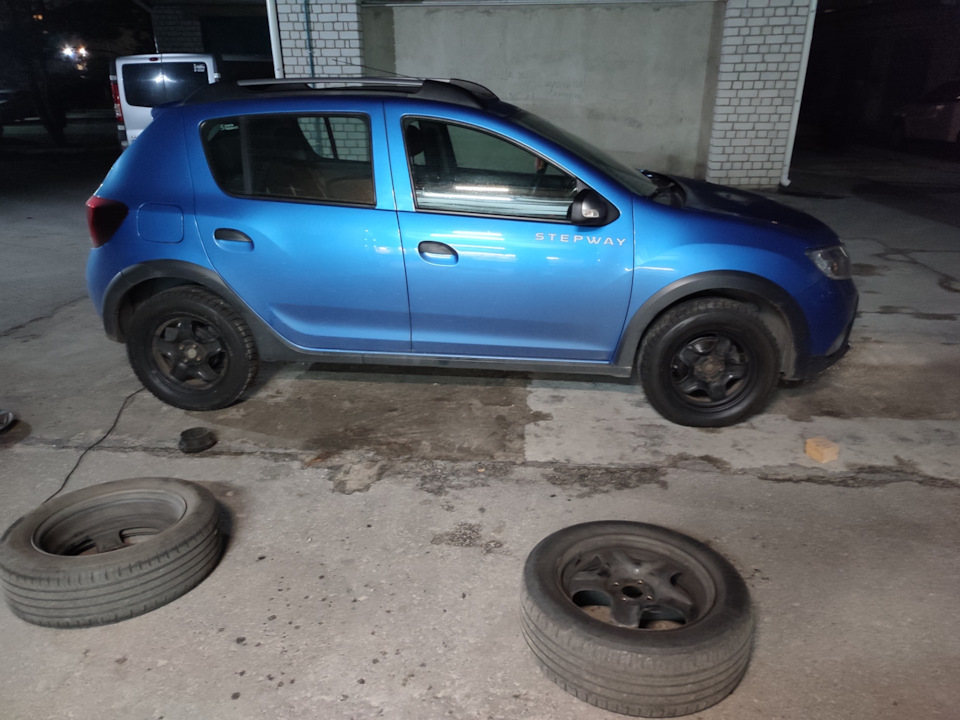 205/60/16 зима Bridgestone 2