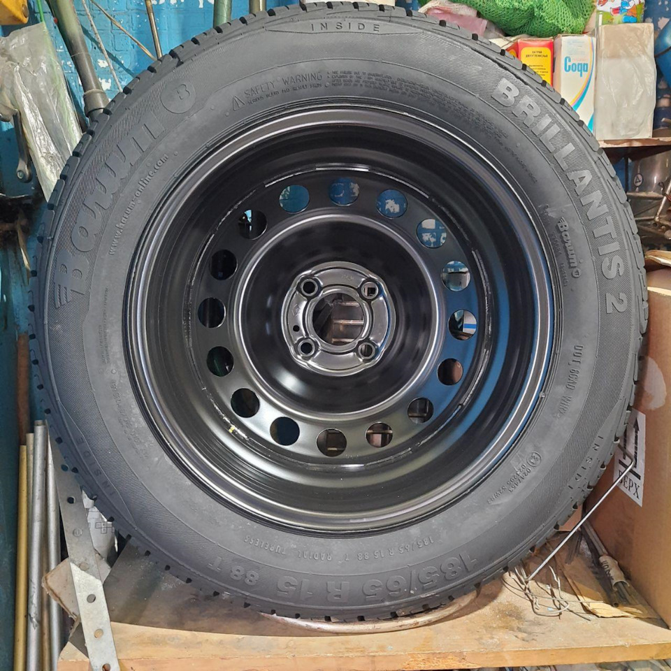 Куплю рідну запаску R15 з гумою Barum Brillantis 2 або саму шину. Україна 1