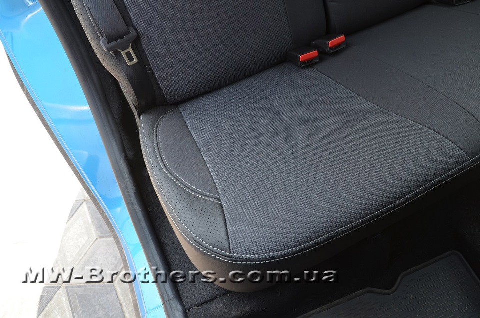 Чохли для нового Renault Sandero Stepway 3