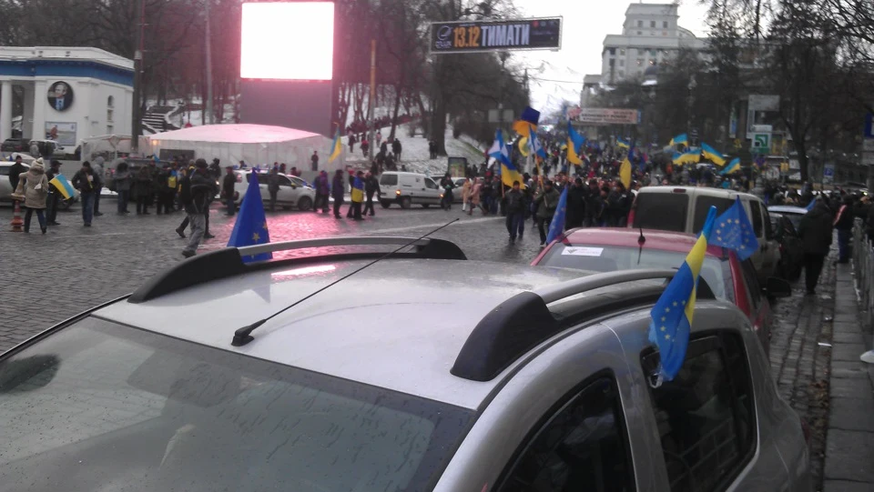 Перша ожеледиця, нічні автопробіги та чаювання з друзями в Києві :)