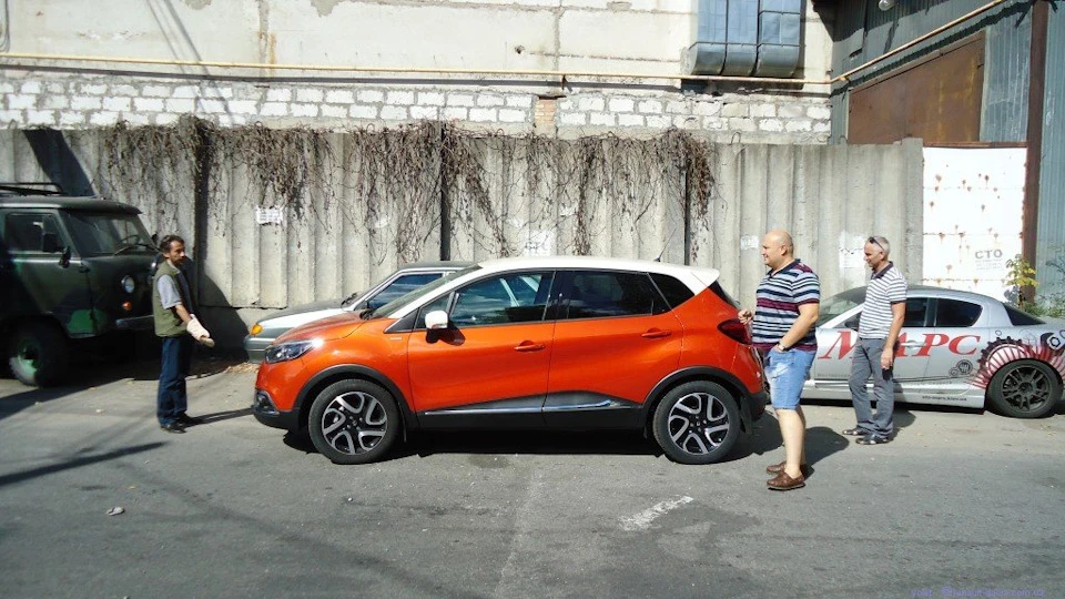 Зустріч спільноти Renault/Dacia (Україна) у Києві: фотозвіт
