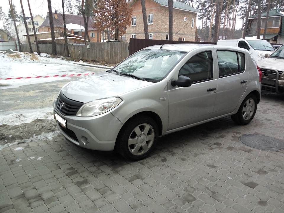 Встановлення дисків R16 на Sandero I та розмір покришок. 1