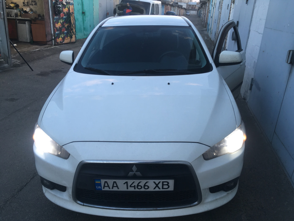 Lancer X наближений до Evo 2