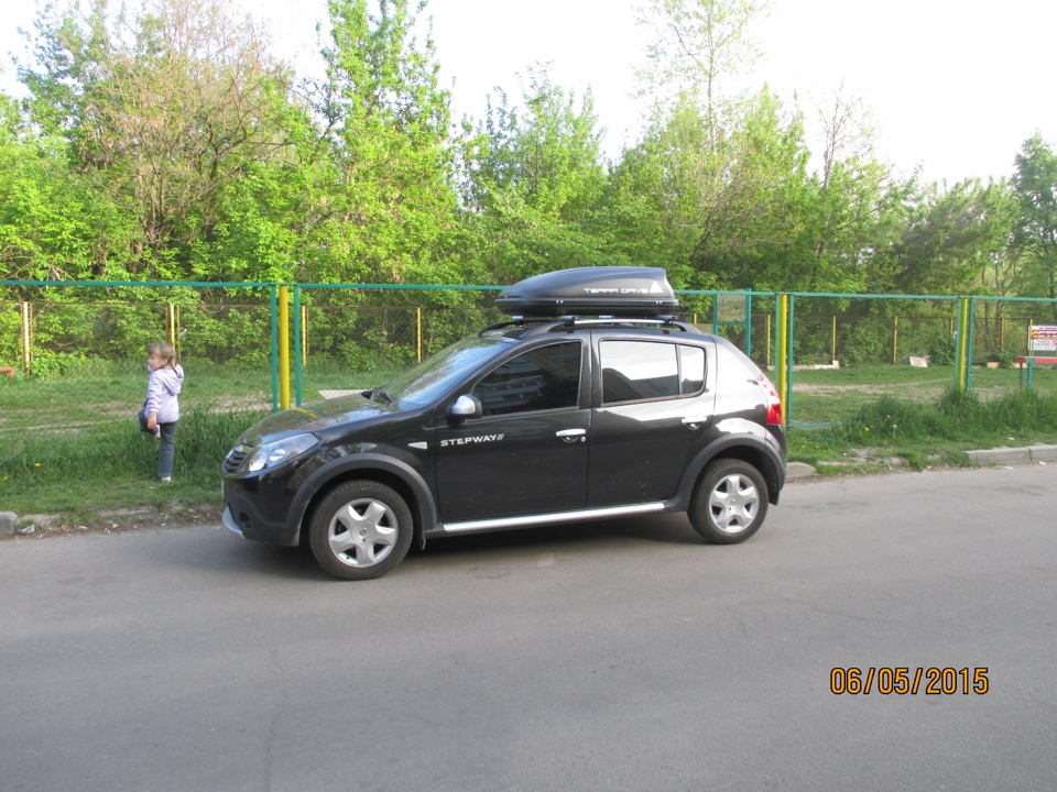 Багажник та бокс 3