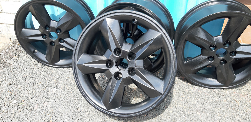 Покупка шин 215/65/R16 Michelin Latitude Tour HP 1