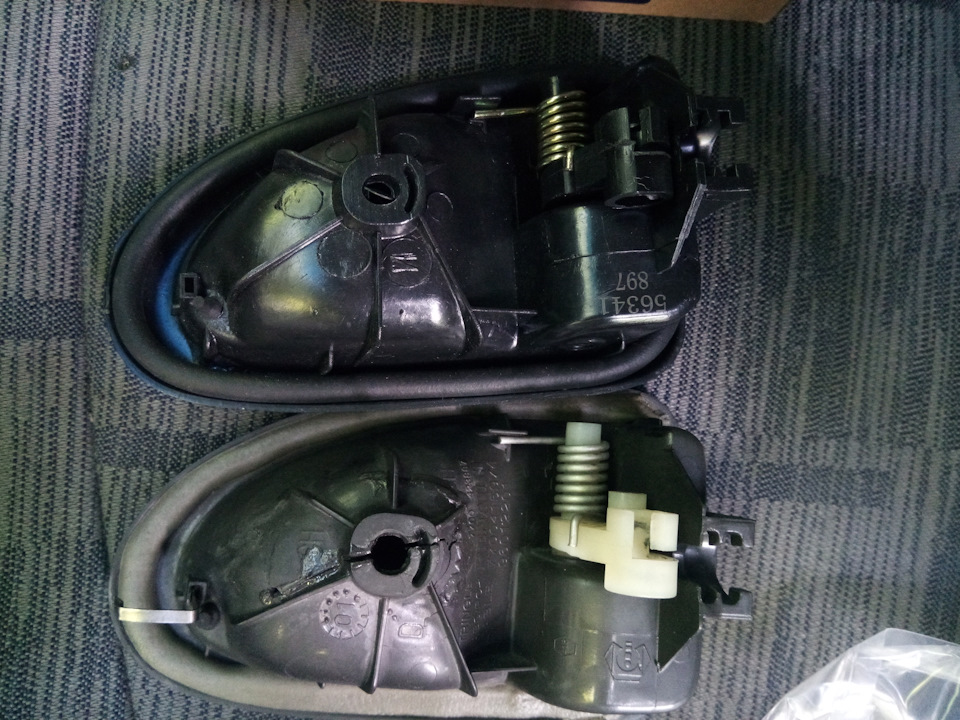 Заміна ручки дверей Renault scenic rx4 3