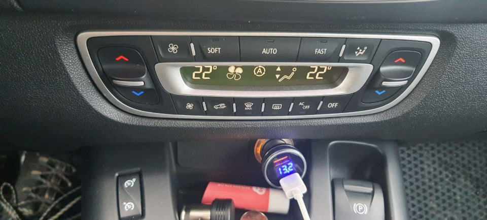 Встановлення додаткового USB та aux 1