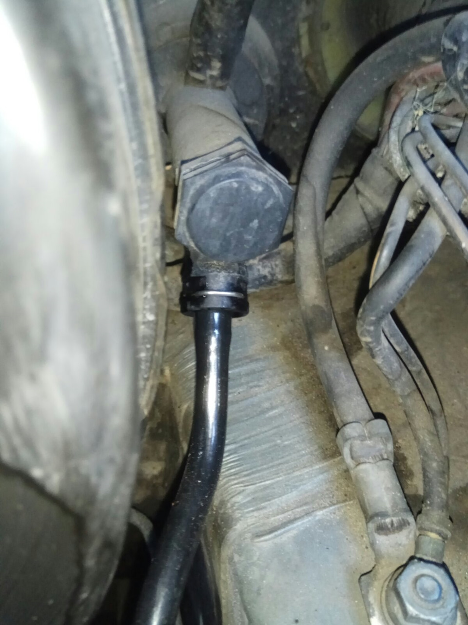 #13. Заміна 8200595252 (трубка високого тиску зчеплення Renault Scenic 2) 3