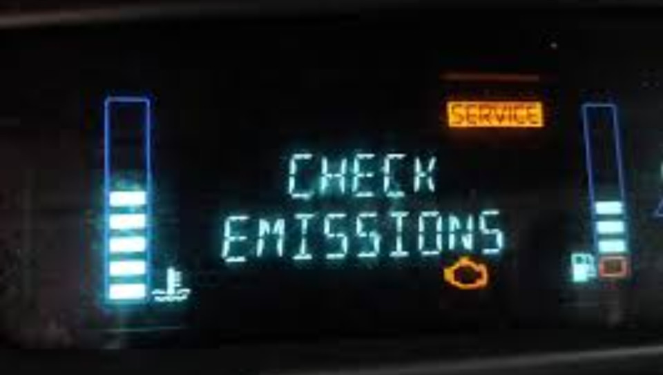 Check emissions і тріск з під панелі. 2