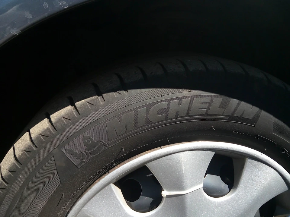 #13) Літні тапки Michelin Energy saver 195/65/15