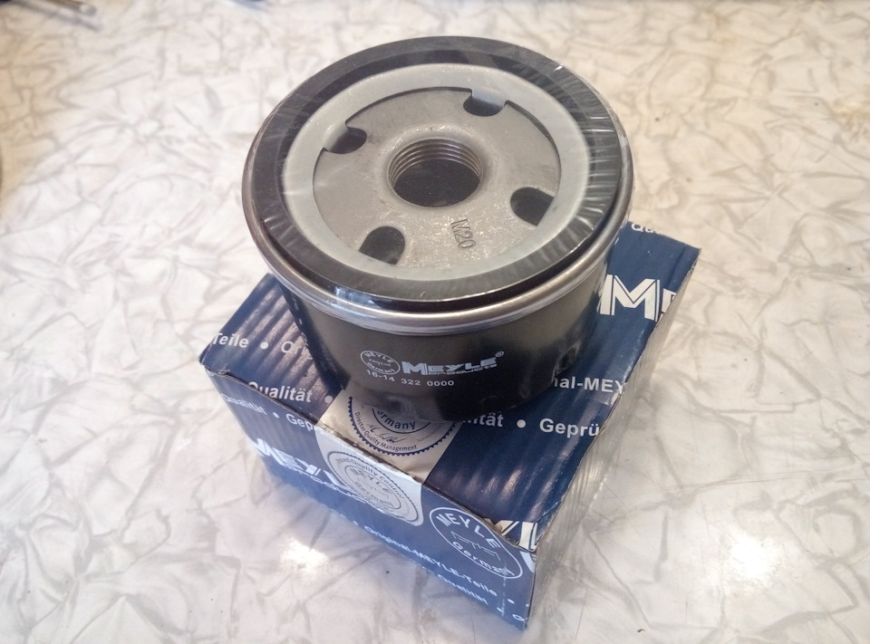 #14) Заміна мастила. Пробую Liqui Moly 5w40 4100 3