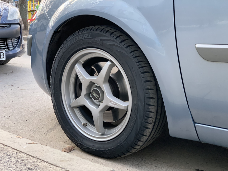 Купівля літніх шин Premiorri Solazo S Plus (215/55 r16) 1