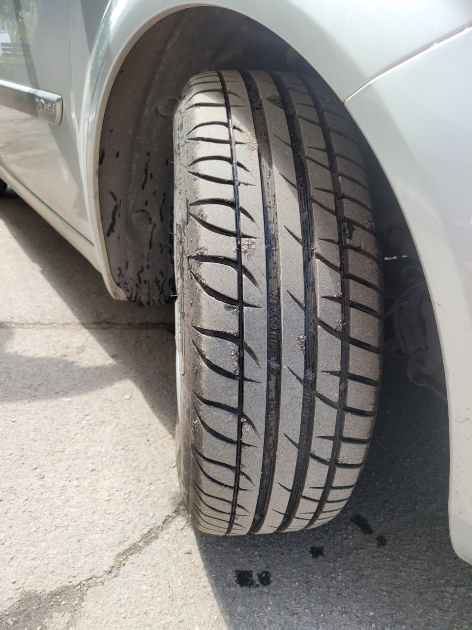 Нові літні шини, 205/60R16 96V HIGH PERFORMANCE XL Taurus 1