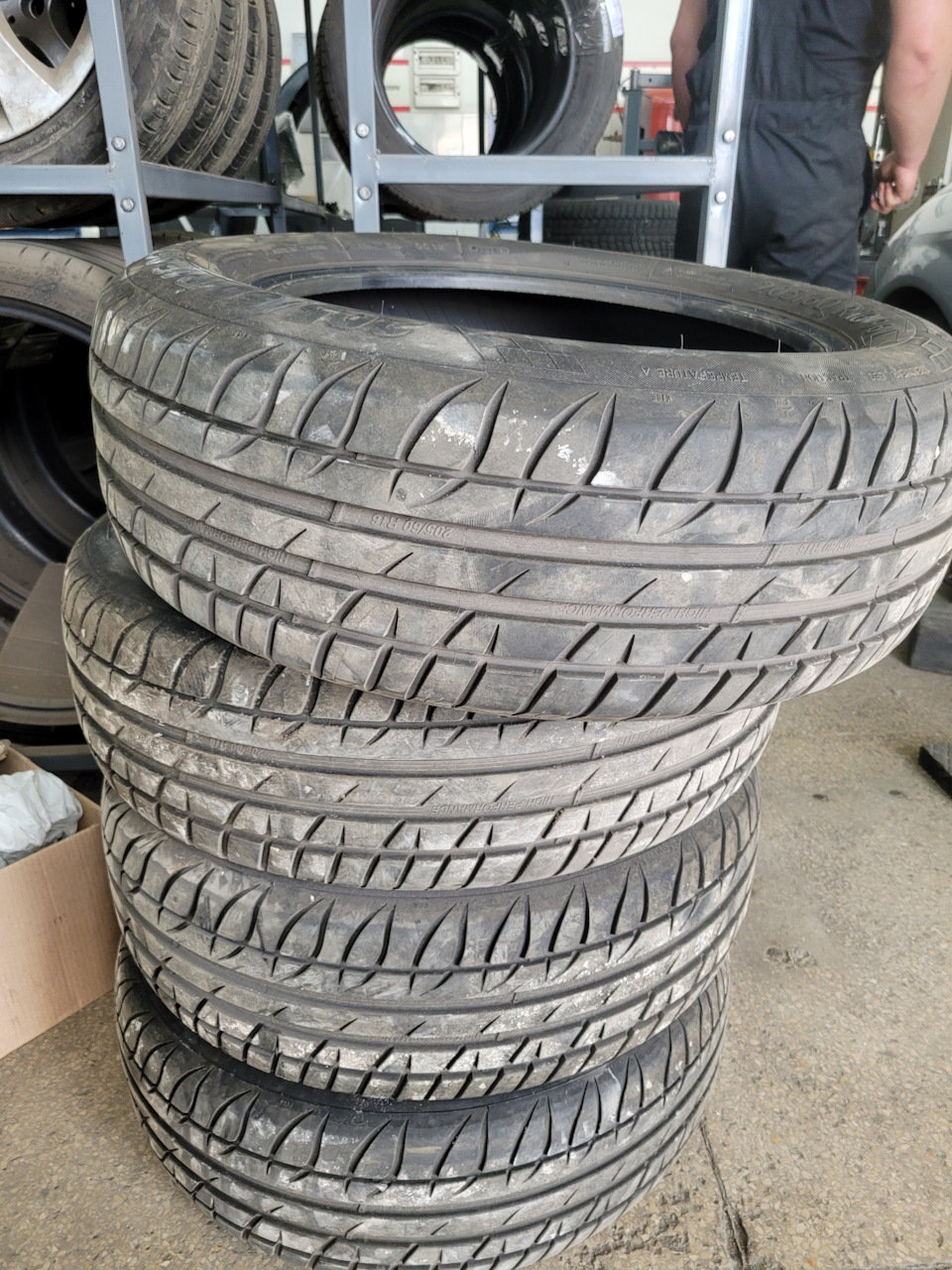 Нові літні шини, 205/60R16 96V HIGH PERFORMANCE XL Taurus 2