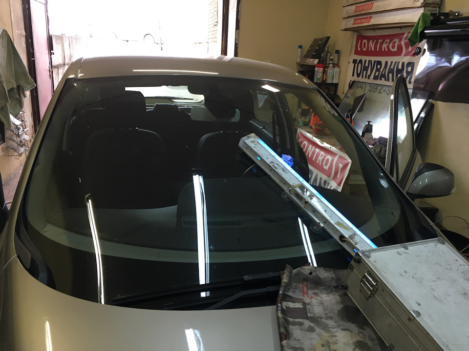 Заміна лобового скла 2