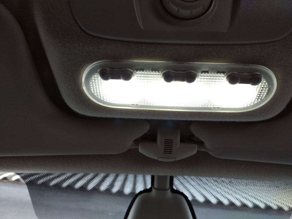 LED лампи в салон 1