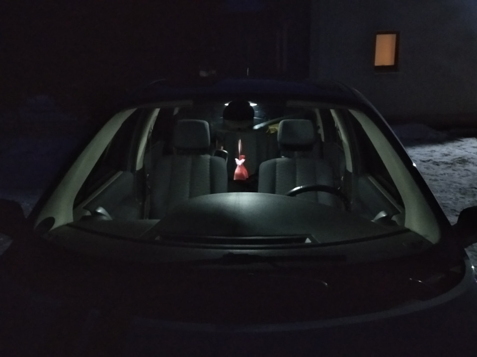 LED лампи в салон 3