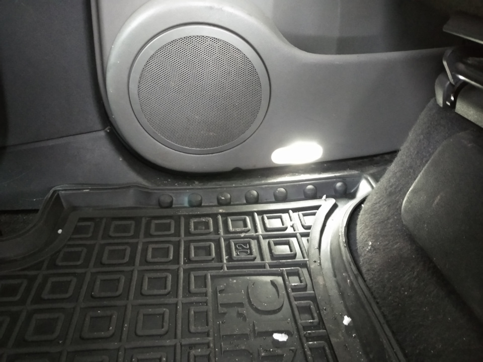 LED лампи в салон 5